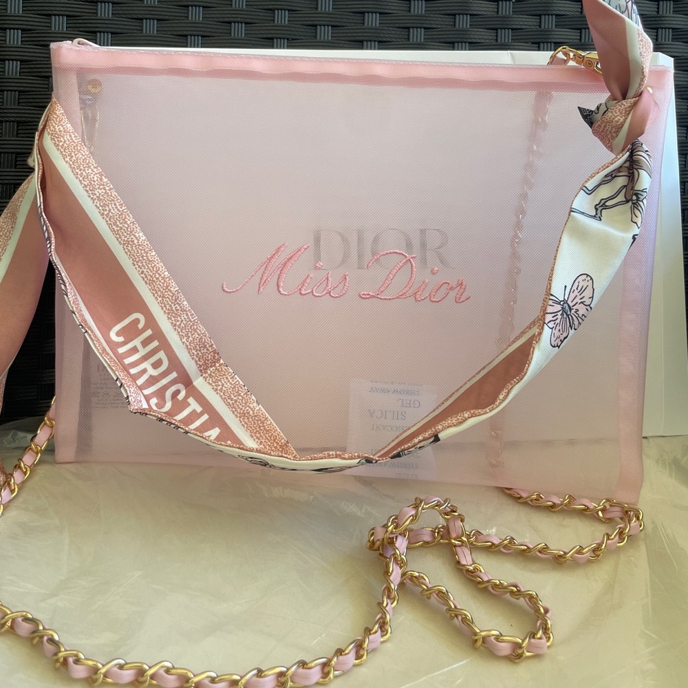 Dior - Picture 8 of 11